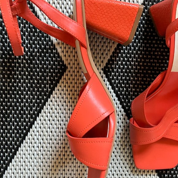 Dolce Vita Tiki Heel In Persimmon - Stack Heel Shoes - Ankle Strap Sandals - Picture 6 of 7